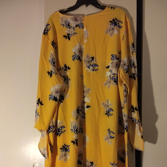 Ava & Viv Yellow Floral Dress - Picture 2 of 6